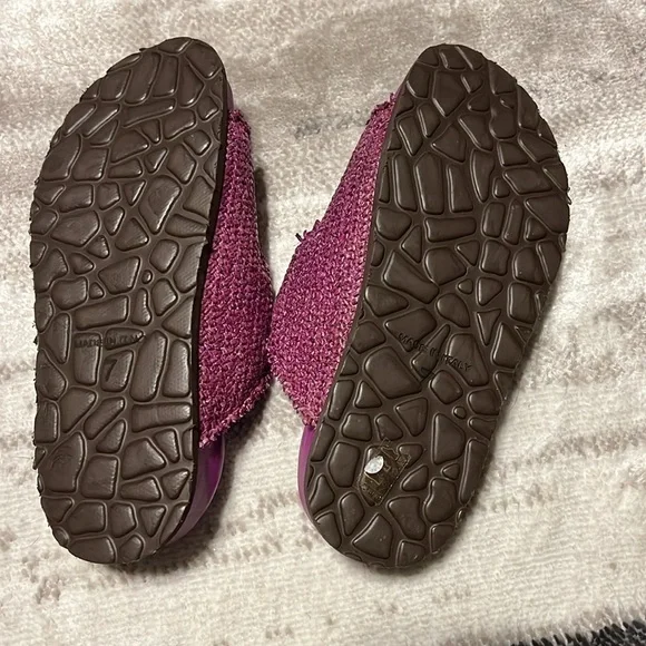 BTB LOS ANGELES
TULUM CRYSTAL SLIDE purple bling buckle size 7 - Picture 3 of 6